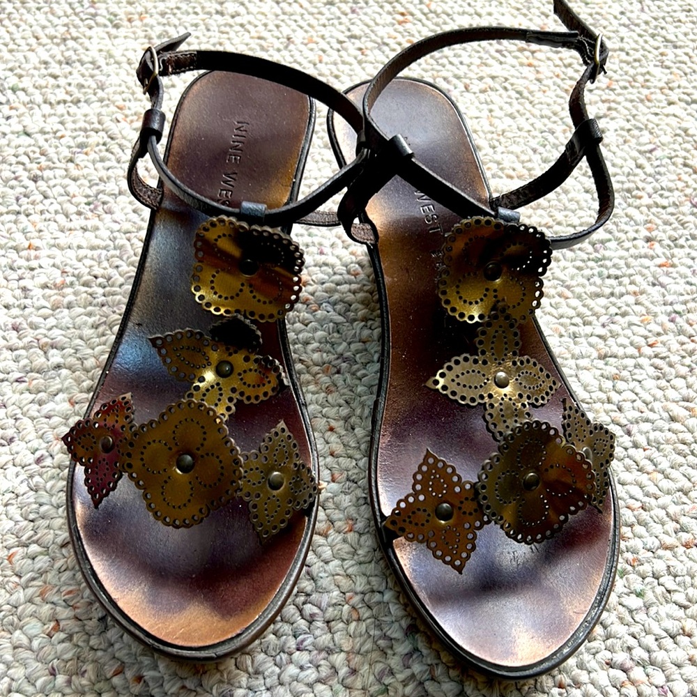 Nine West sandal size 38